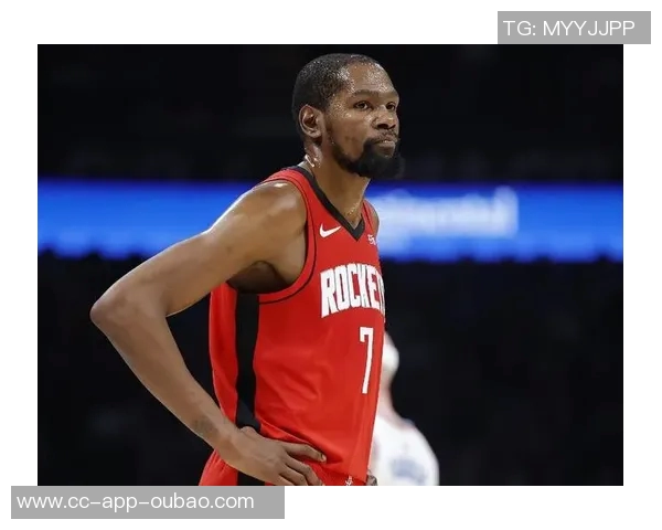 范弗里特盛赞KD与小卡称他们是自己见过最强的队友